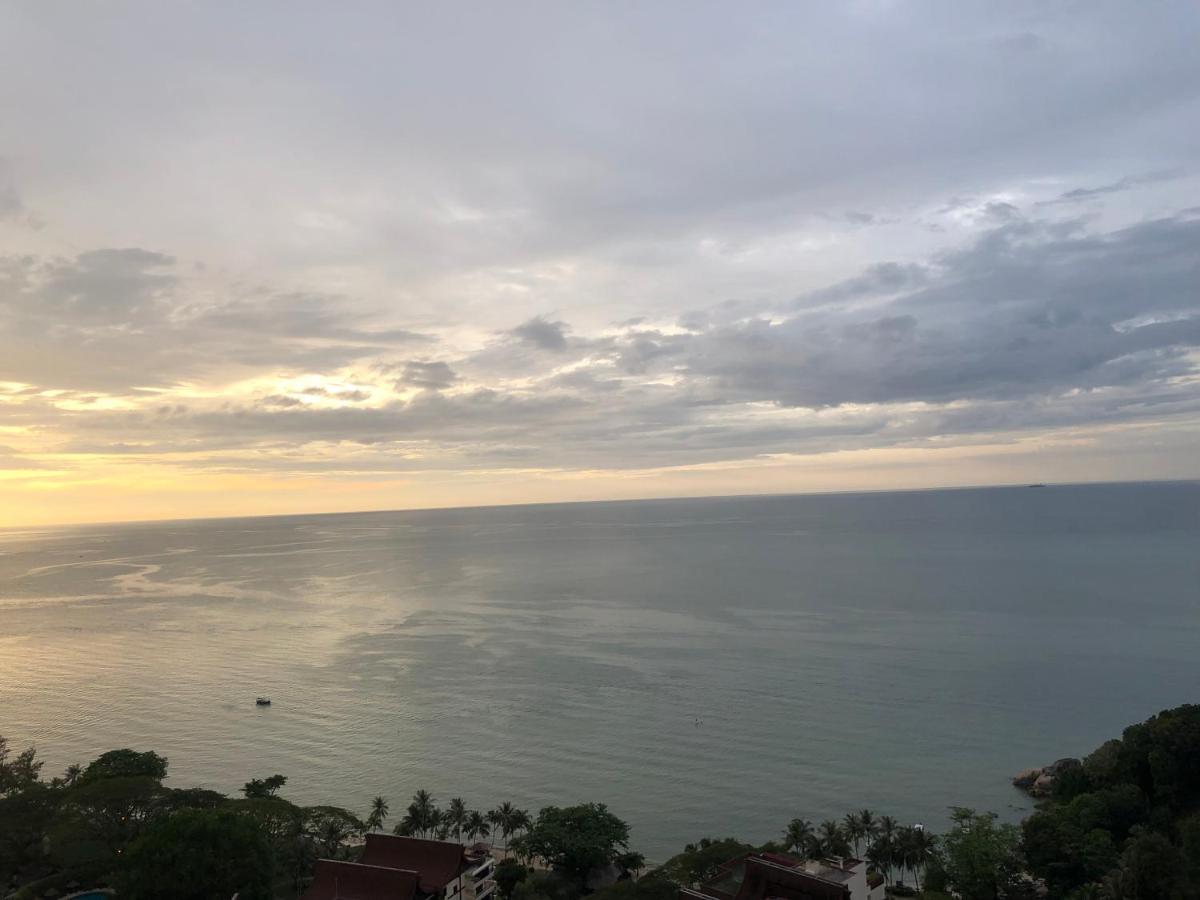 Beach Resort Home Stay Sri Sayang Apartment Batu Ferringhi 2Bedroom Экстерьер фото