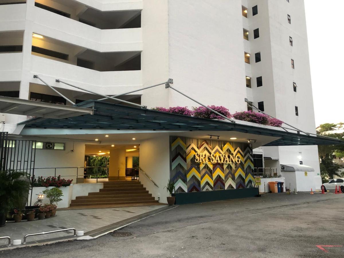 Beach Resort Home Stay Sri Sayang Apartment Batu Ferringhi 2Bedroom Экстерьер фото